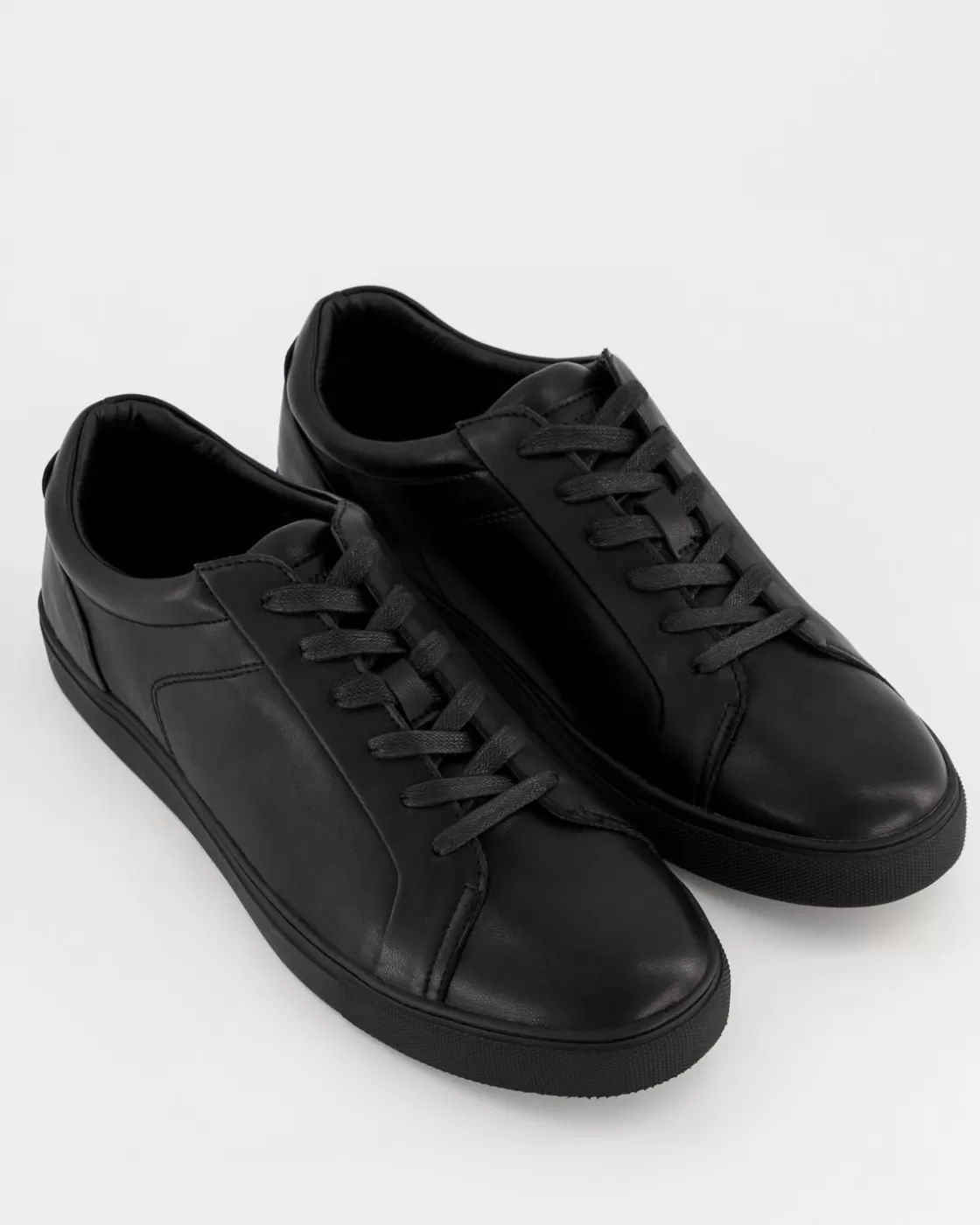 Outlet Men'S Shaka Leather Sneaker Men Sneakers